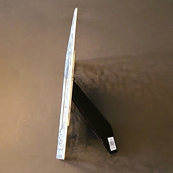 NEW Malden "Sisters" Brushed Silver-tone Photo Frame, Figures, 4" x 6" - Picture 7 of 8